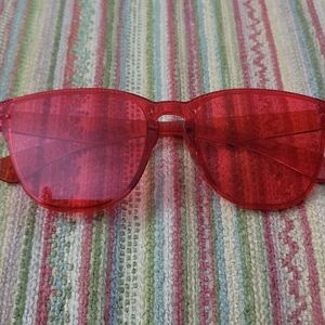 Stunning Red Sunglasses! New!